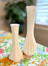 Load image into Gallery viewer, Milk Glass Vase Set