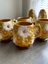 Load image into Gallery viewer, 9 Pc. Daisy Dish Set by Fred Roberts Co.