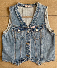 Load image into Gallery viewer, 1990’s Guess Jeans Denim Vest