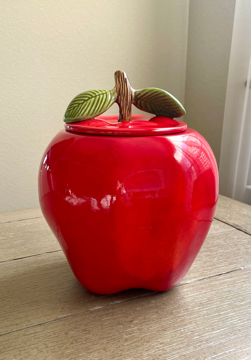 Red Apple Cookie Jar 1950's – RockinRelics.com