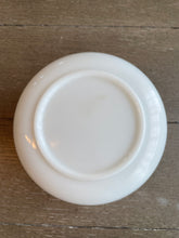 Load image into Gallery viewer, Pyrex for Hamilton Beach White Glass Mixing Bowl