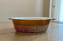 Load image into Gallery viewer, Pyrex 'Woodland Brown' Casserole Dish 500 ml