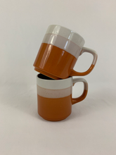 Load image into Gallery viewer, Orange Ombré Ceramic Mug Set
