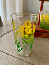 Load image into Gallery viewer, Floral Tumblers with Wooden Carrier
