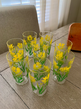 Load image into Gallery viewer, Floral Tumblers with Wooden Carrier
