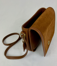 Load image into Gallery viewer, Coach Legacy &#39;Companion&#39; Purse
