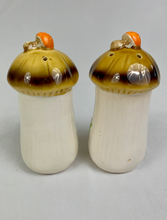Load image into Gallery viewer, Merry Mushroom Salt &amp; Pepper Shakers
