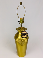 Load image into Gallery viewer, Solid Brass Lamp
