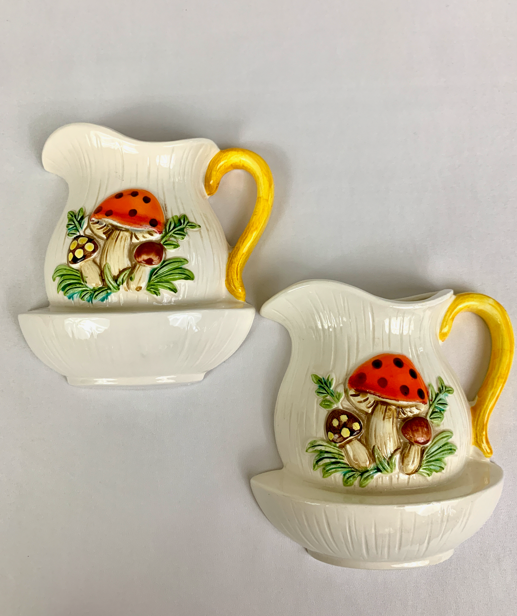 Merry Mushroom Wall Pitcher Set