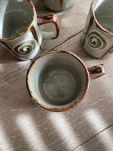 Ceramic Swirl Mug Set