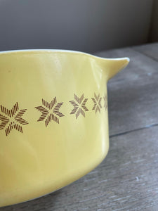 Pyrex 1 1/2 Pt Casserole Dish, ‘Town and Country’