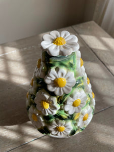 Ceramic Daisy Decor