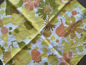 1960's Linen Napkin Set in Yellow Mod Floral