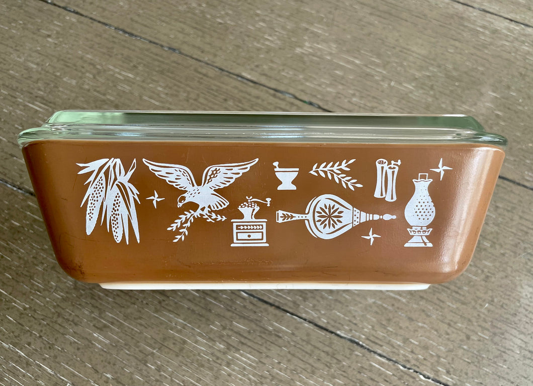 Vintage Pyrex 'American Heritage' 1 1/2 Qt. Refrigerator Dish with Lid