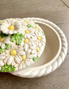 Daisy Covered Casserole Dish by Metlox of California