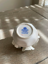 Load image into Gallery viewer, Aynsley England Porcelain Figurine
