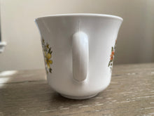 Load image into Gallery viewer, Set of 7 Vintage Floral Coffee Mugs by Corelle
