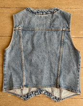 Load image into Gallery viewer, 1990’s Guess Jeans Denim Vest
