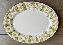 Load image into Gallery viewer, Daisy Platter by Metlox of California
