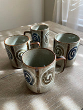 Load image into Gallery viewer, Ceramic Swirl Mug Set
