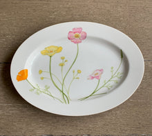 Load image into Gallery viewer, MCM Jardin by Genevieve Fine China Platter
